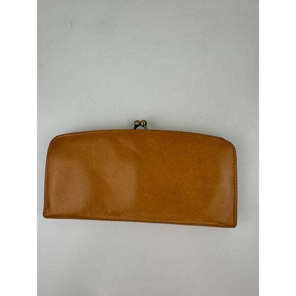 Hobo International Tan Camel Leather Snap Kiss Lock Checkbook Clutch Wallet - Picture 2 of 6